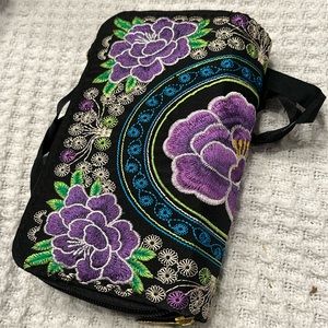 Purple wallet purse crossbody from Yucatán